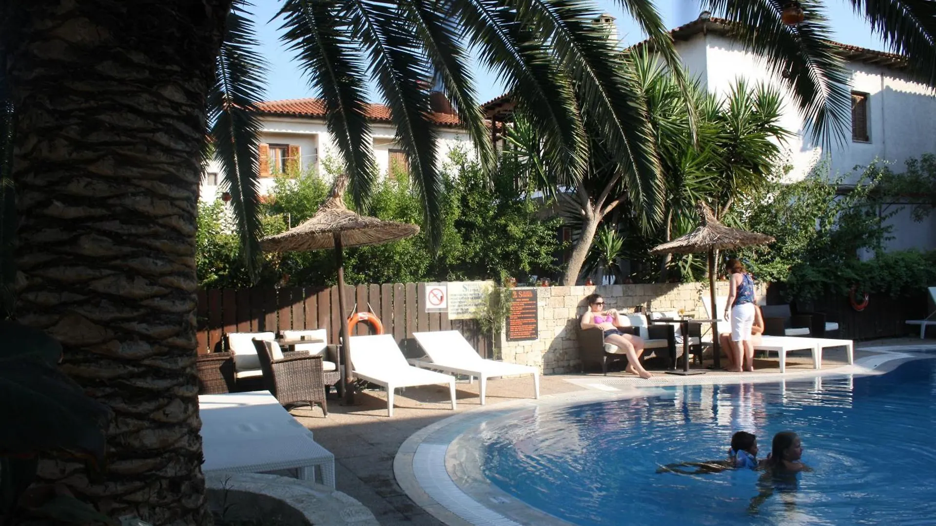 Stamos Hotel Afytos
