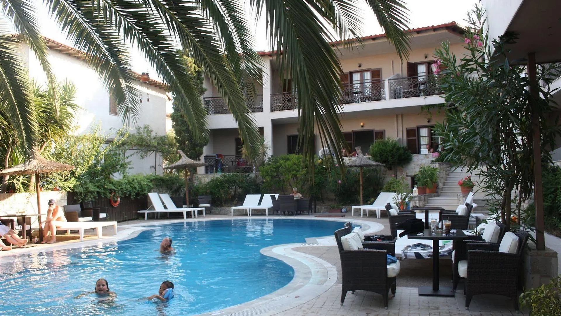 Stamos Hotel Áfitos