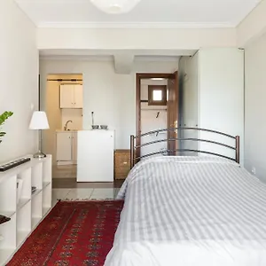 irodotou-studio.hotels-of-thessaloniki.com/