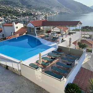 https://makis-village-apartments.kefaloniahotels.net