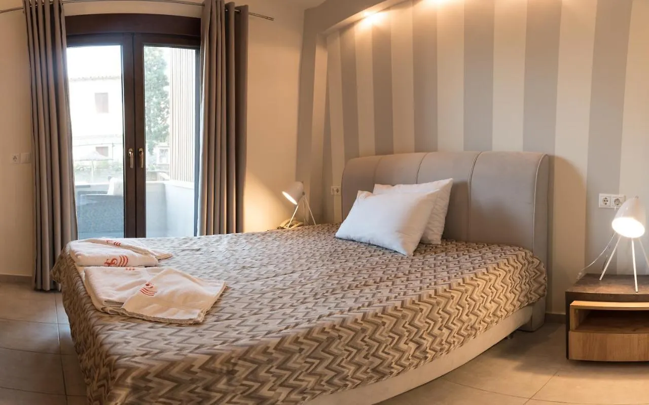 Stamos Hotel Áfitos 3*,